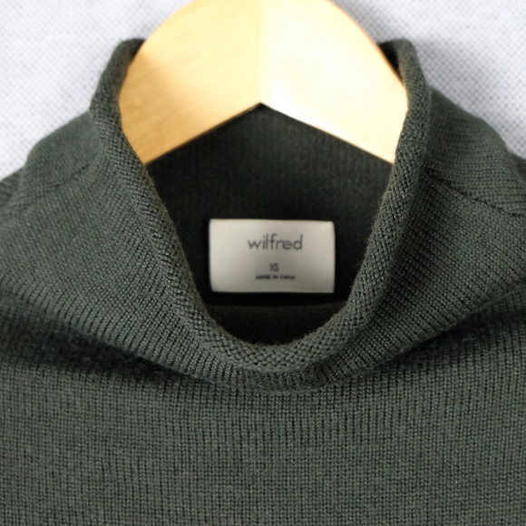 Aritzia Wilfred Cyprie Knit Sweater in Olive - Picture 4 of 12